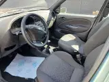 Ford Fiesta 1.3 kun 60000 km - 5