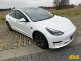 Tesla Model 3  Standard Range+ RWD - 3