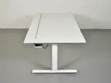 Hæve-/sænkebord med hvid plade, hvidt stel og penneskuffe, 180 cm. - 4