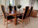 Skovby spisebord med 6 stole i kirsebærtræ