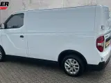 Maxus e-Deliver 3 50 Cargo Van SWB - 3