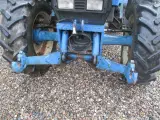 New Holland 8240 SLE  Med frontlift og frontPTO - 4