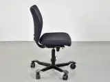 Häg h04 kontorstol med sort/blå polster og sort stel - 4