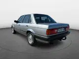 BMW 320i 2,0  - 4