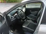 Renault Clio III 1,5 dCi 75 Expression - 3