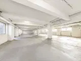 Unik mulighed for stort lager med dobbelt garager centralt på Nørrebro - 3