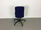 Duba b8 kontorstol med blåt polster og høj firkantet ryg - 3