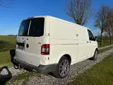 VW Transporter 2,0 TDi 102 Kassevogn lang Nysynet - 3