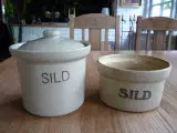 Moira m.m, 2 store sildeskåle og krukke