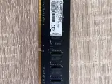 F4-2400C17S-8GNT RAM