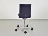Häg h04 4200 kontorstol med blåt polster og sølvgråt stel - 3