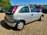 Opel Corsa 1,2 16V Family - 4