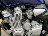 Yamaha XJR 1300 - 5