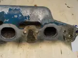 Ford 8210 Indsugningsmanifold D8NN9425AA - 4