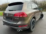 VW Touareg 4,2 V8 TDi R-line aut. 4Motion BMT Van - 3