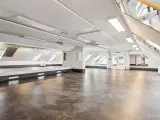 Gratis parkering lige ved døren - 5