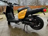 Vga mover 30 km