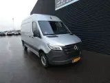 Mercedes-Benz Sprinter 319 2,0 CDI A2 H2 RWD 9G-Tronic 190HK Van Aut. - 2