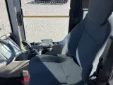 JCB 426 med traktor dækmontering og hurtigskifte samt centralsmørring - 4
