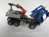 LEGO Technic Off-road truck - 5