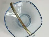 Blå glasskål m hank og ciseleringer - 3
