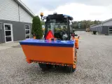 Solis H26 HST SNOW EDITION med frontlift, front PTO, Vario SHL150 sneplov og SSP140 saltudlægger - 4