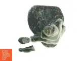 Grønlandica. Reparationstrængende stenskulptur (str. 19x21 cm) - 5