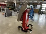 - - - Hammer - 4