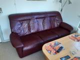 Lædersofa 3 pers. bordo farve som ny.