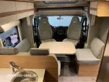 2023 - Dethleffs Just T 7052 DBM - 90 Year   Fritstående dobbeltseng med ekstra  stor garage neden under - 5