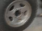 215SR15 Bridgestone