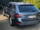 Skoda Superb 1,4 TSi 150 Business Edition Combi DSG - 4