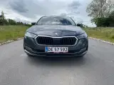Skoda Octavia 1,5 eTSi 150 Ambition Combi DSG - 2