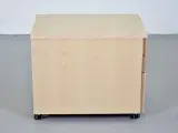 Efg skuffekassette i birk med 3 skuffer med lysegrå greb og lås - 4