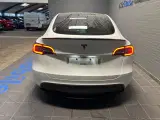 Tesla Model Y  Long Range AWD - 5