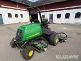 Græsslåmaskine John Deere 3235C 4WD - 3