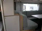 Dethleffs Camper 560 FMK - 5