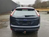 Ford Focus 1,6 Trend - 4