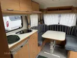 2009 - Adria Altea 512 UP   Dejlig vogn med fransk dobbeltseng fra Hinshøj Caravan A/S - 5