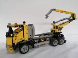 LEGO Technic lastbil med kran - 3