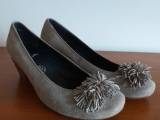 Jenny Ara pumps