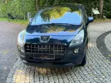 Peugeot 3008 1,6 HDi 110 Premium - 2