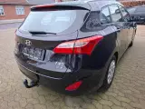 Hyundai i30 1,6 CRDi 110 Comfort CW Eco - 4