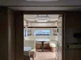 LMC EXQUISITE VIP 685 - 4