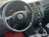 VW Touran 2,0 TDi 140 Trendline 7prs - 5