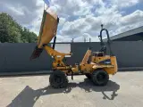 Thwaites 3 tonne - 2