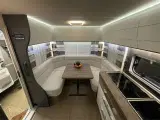2025 - Hobby Excellent Edition 540 UL   Super lækker hobby med rundsiddegruppe og enkelsenge fra Hinshøj Caravan. - 2