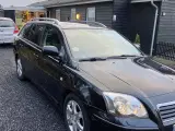 Toyota Avensis 2,4 Aut. Benzin meget velholdt  - 3