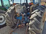 Ford 5000 - 5