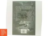 Nyheder på liv og død : i sporene efter Danmarks største journalist gennem det besatte København af Alex Frank Larsen (f. 1946) (B - 3